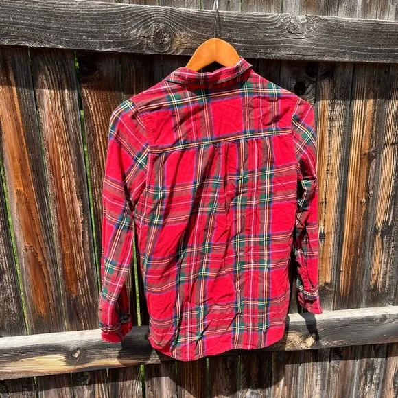 Old Navy • Red and Green Casual Button Down Shirt - Picture 5 of 5